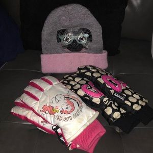 Winter Hat and Gloves!!